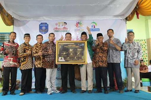 SD Muhammadiyah Karangploso Launching Program Sekolahku Prestasiku